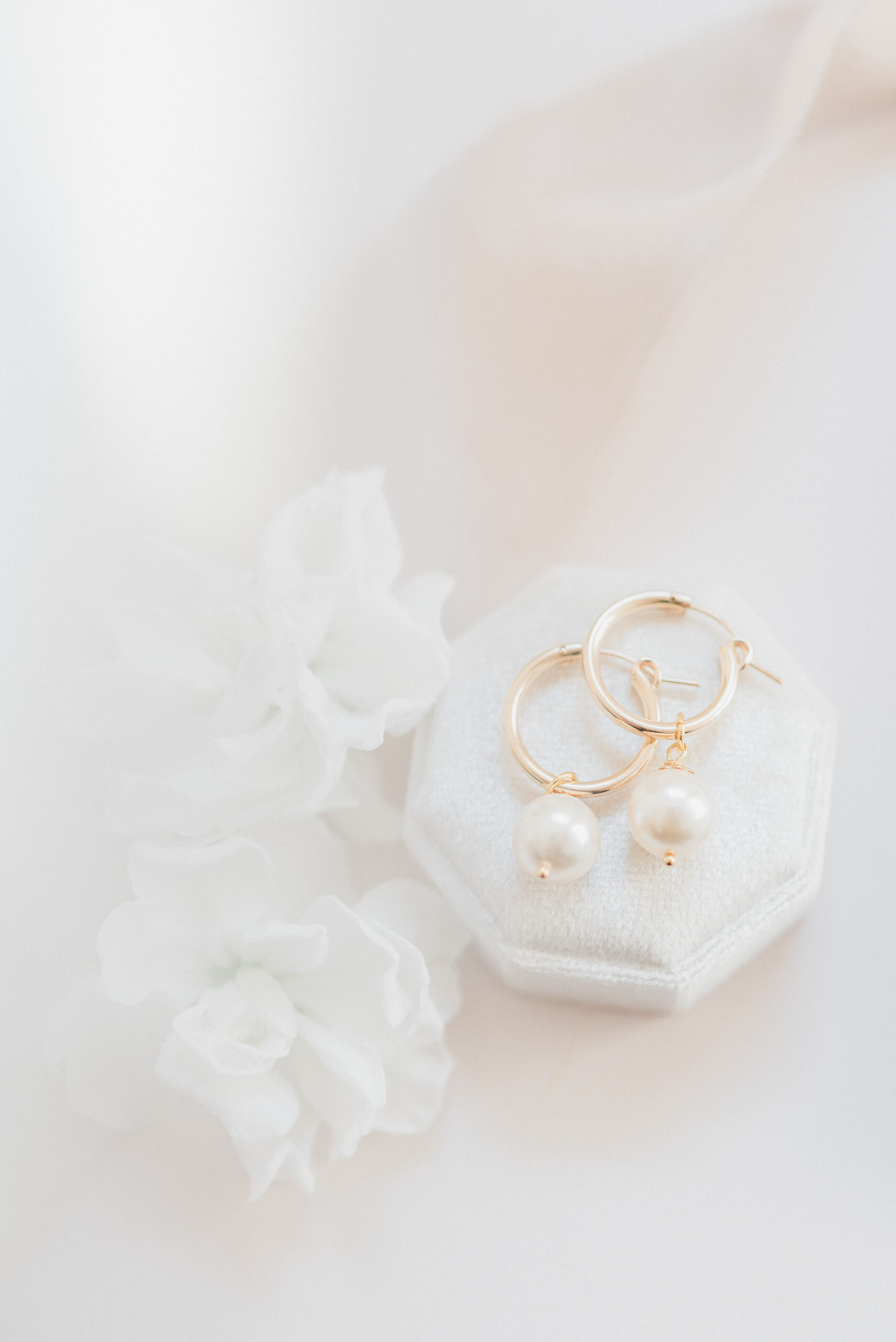 Bridal details photo by Jenn Kavanagh Photography